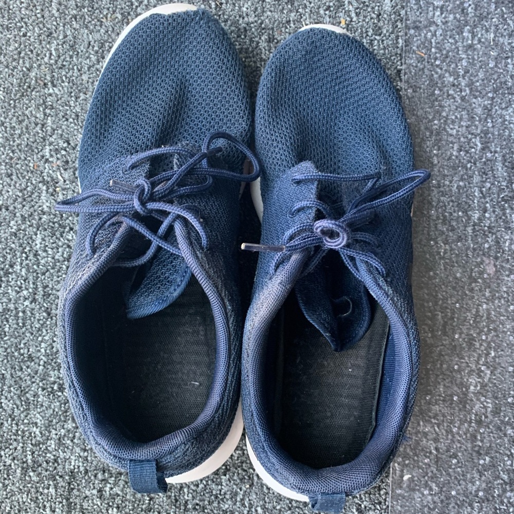 Mens Blue and Black Nike Roshe Running Sneakers